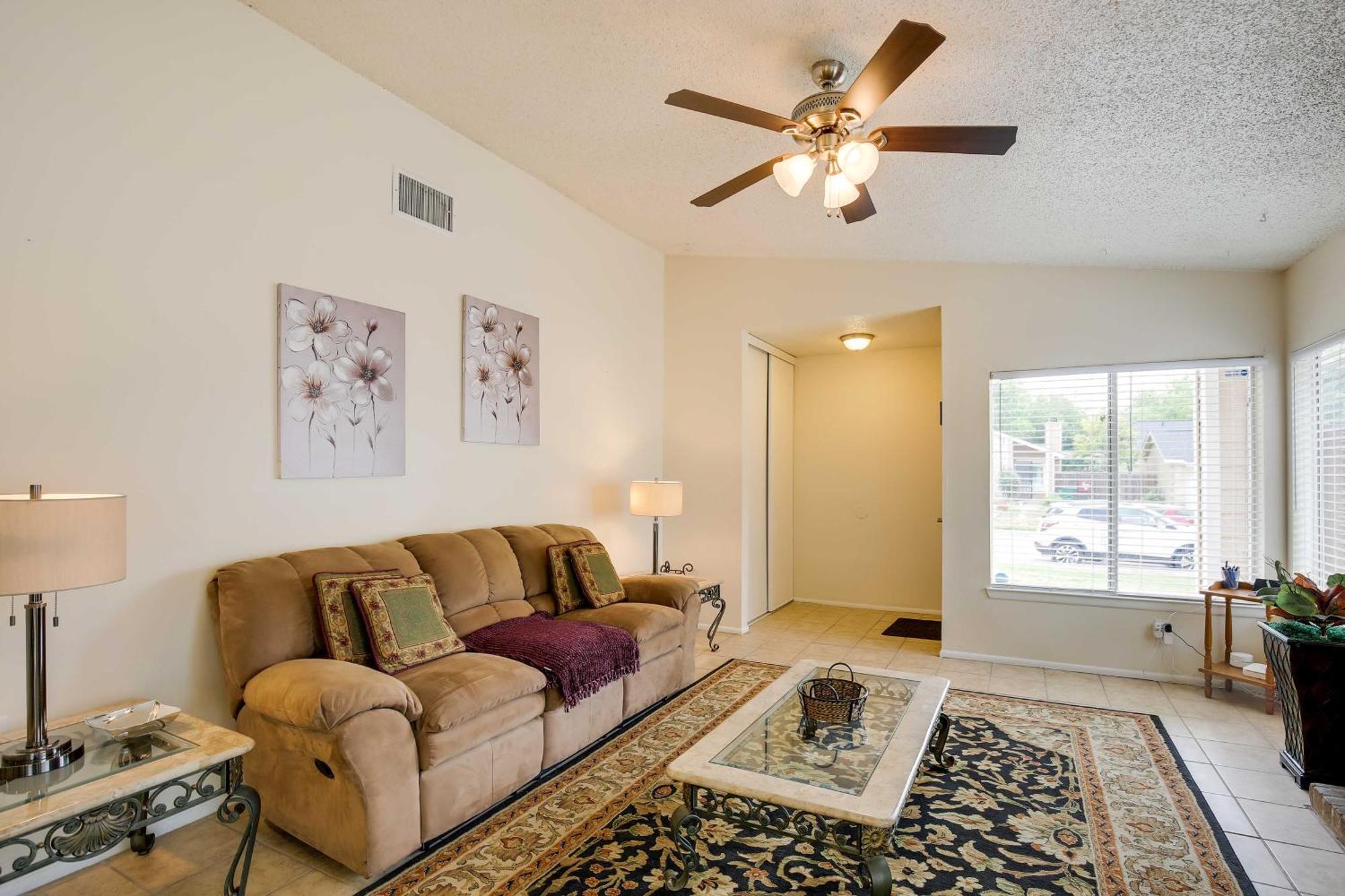Sunny San Antonio Home With Backyard And Patio! 외부 사진